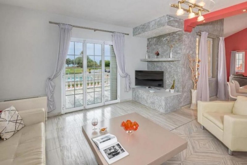Maleme Kreta, Maleme: Elegante Villa in Strandnähe mit Panoramablick aufs Meer zu verkaufen Haus kaufen